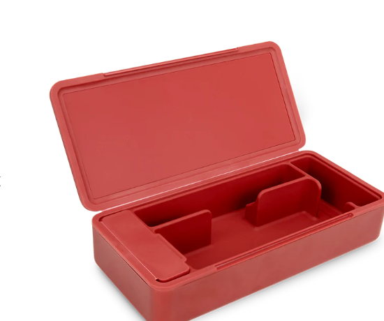 Puffco Travel Case aberto mostrando interior em silicone com compartimentos